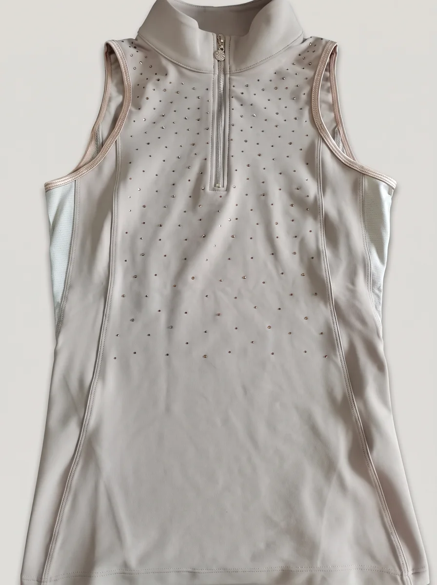 Chemise de concours d’équitation sans manches sable à liseré sable et semis de strass, à plat